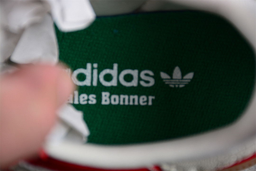 Adidas [GY6612]-[WALES BONNER X SAMBA COLLEGIATE ORANGE/ECRU TINT/COLLEGIATE ORANGE]-[SIZE:28-35] - Image 2