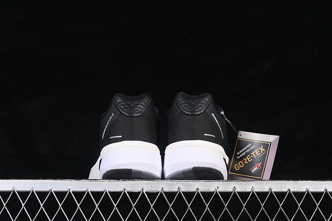 On Running [JQ9829]-[BOSTON 13 BREATHABLE RUNNING SHOES BLACK/WHITE]-[MAN:40-45] - Image 13