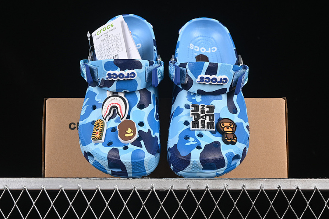 Crocs [BAPE X CROCS CLASSIC CLOG BLUE]-[WOMAN:36-39]-[MAN:40-46] - Image 8