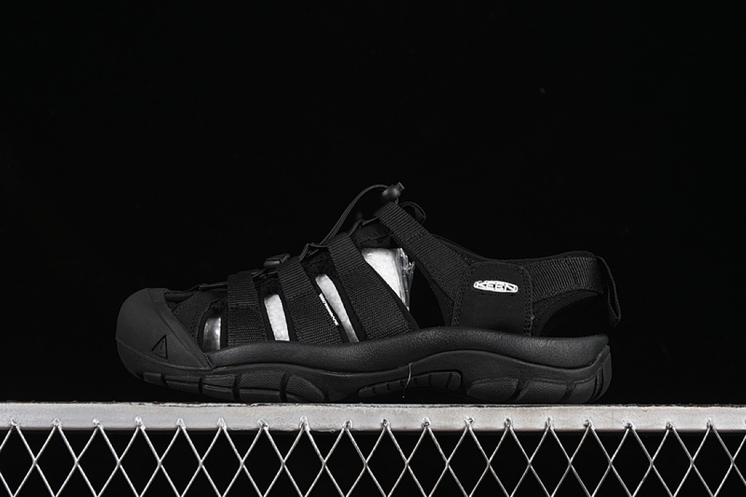 Keen Keen [1022258 BLACK WHITE]-[ NEWPORT BLACK/WHITE]-[WOMAN:35-39]-[MAN:40-45], photo 1