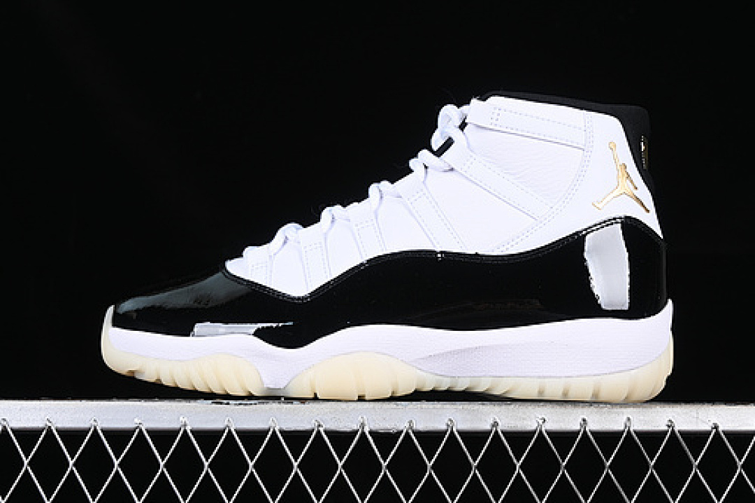 Jordan [CT8012-170]-[AIR JORDAN 11 DMP WHITE/BLACK/GOLD]-[WOMAN:36-39]-[MAN:40-47.5], photo 1