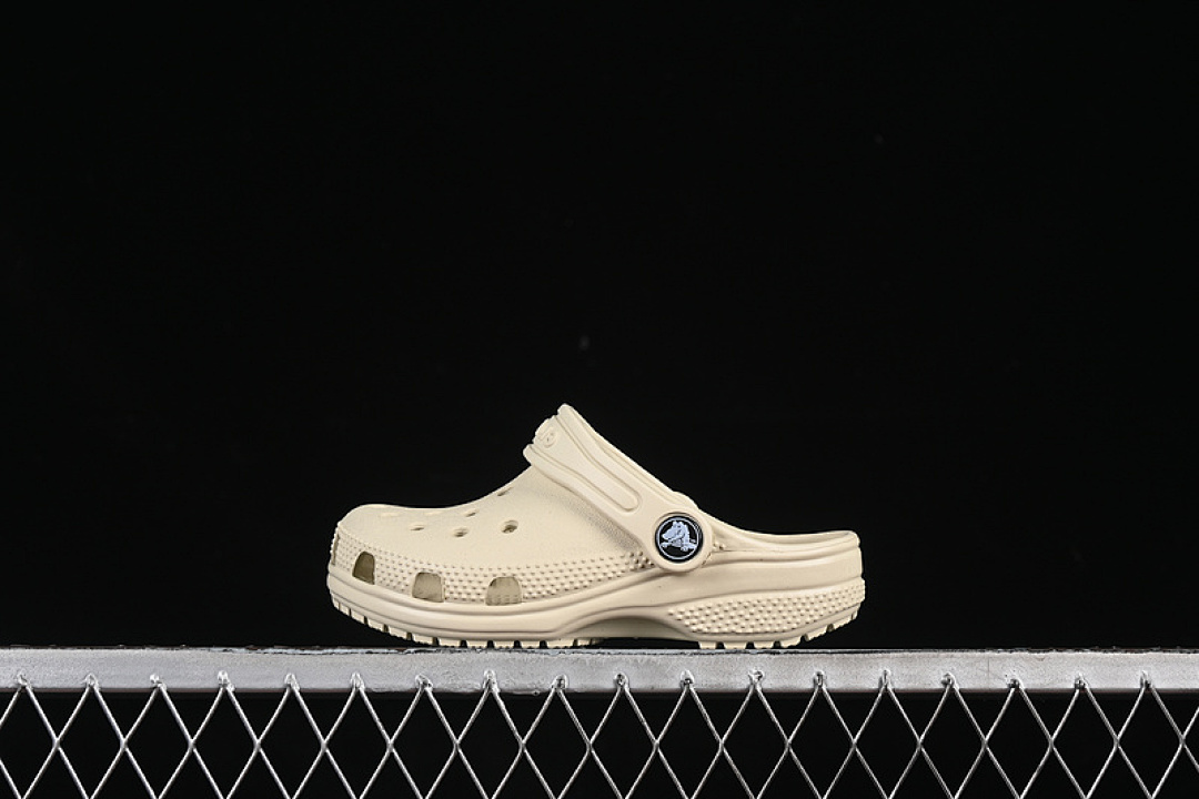 Crocs [CROCS CLASSIC CLOG GREY]-[WOMAN:25-36] - Image 2