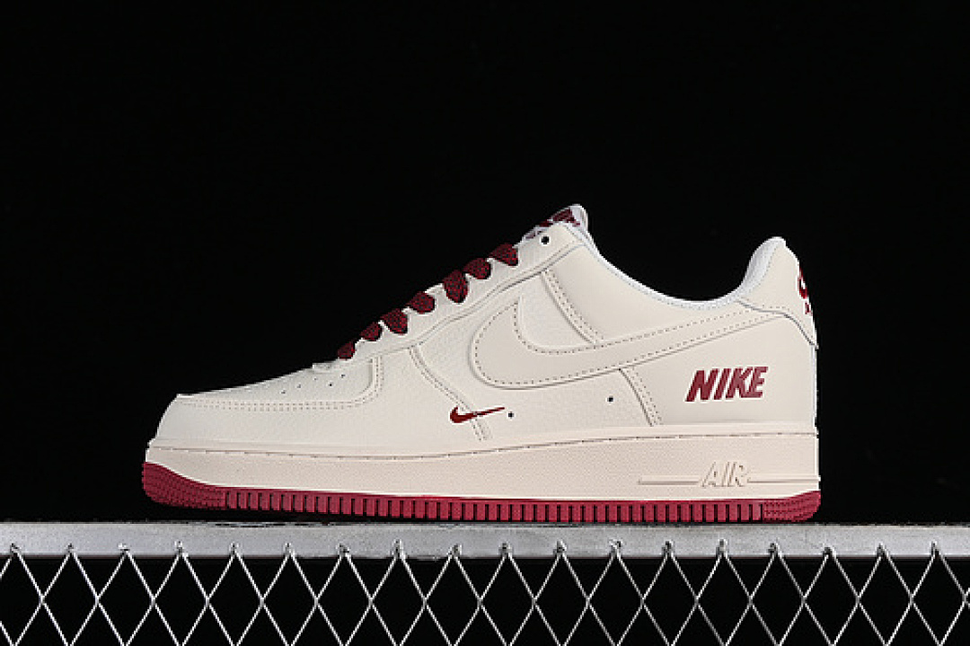 Nike [CW2288-111]-[AIR FORCE 1 07 LOW WHITE/RED]-[WOMAN:36-39]-[MAN:40-45], photo 1
