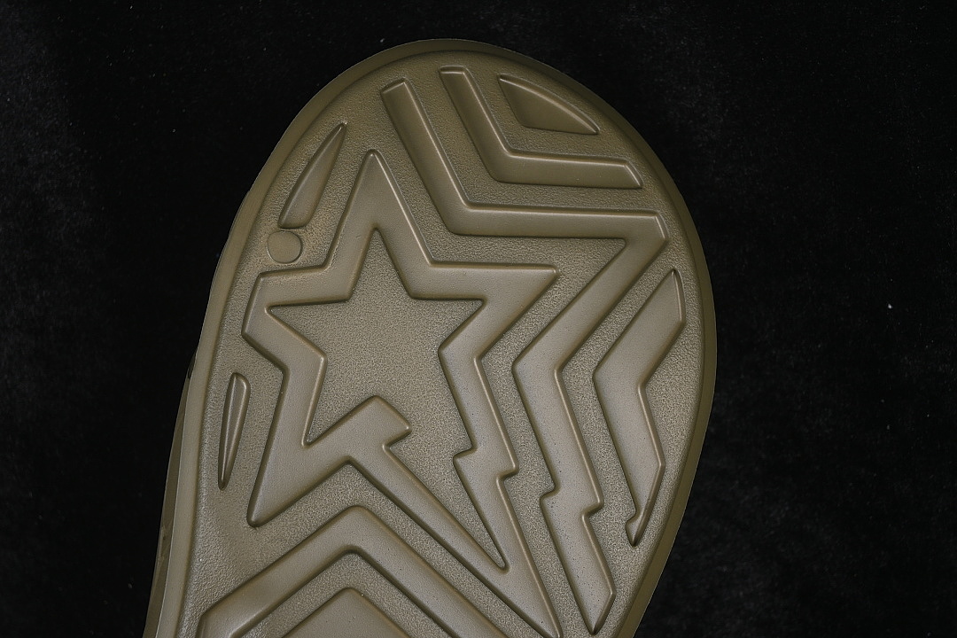 Bape [M322911]-[BAPE EVA COMFORTABLE AND VERSATILE SLIPPERS ARMY GREEN/GREEN]-[MAN:40-47.5] - Image 2