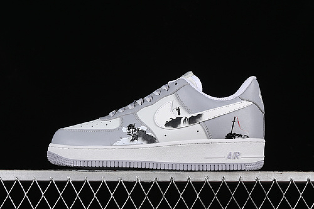 Nike Nike AIR FORCE 1 07 LOW TOP OF THE PEAKS WHITE/GREY/BLACK · CW1888-060, photo 1