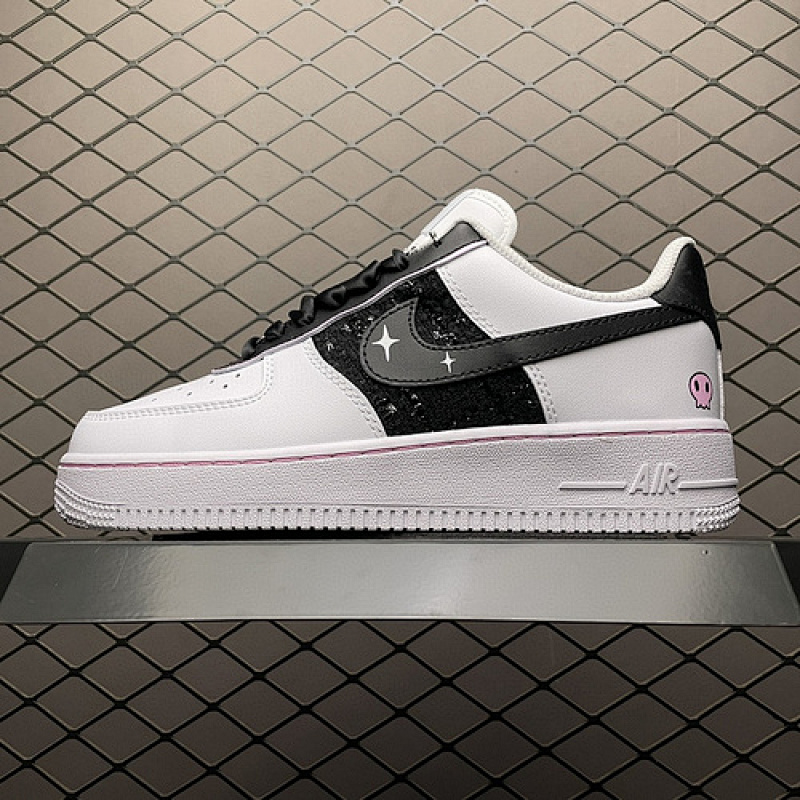 Nike Nike AIR FORCE 1 LOW 07 WHITE/WHITE/BLACK · DD8959-100, photo 1