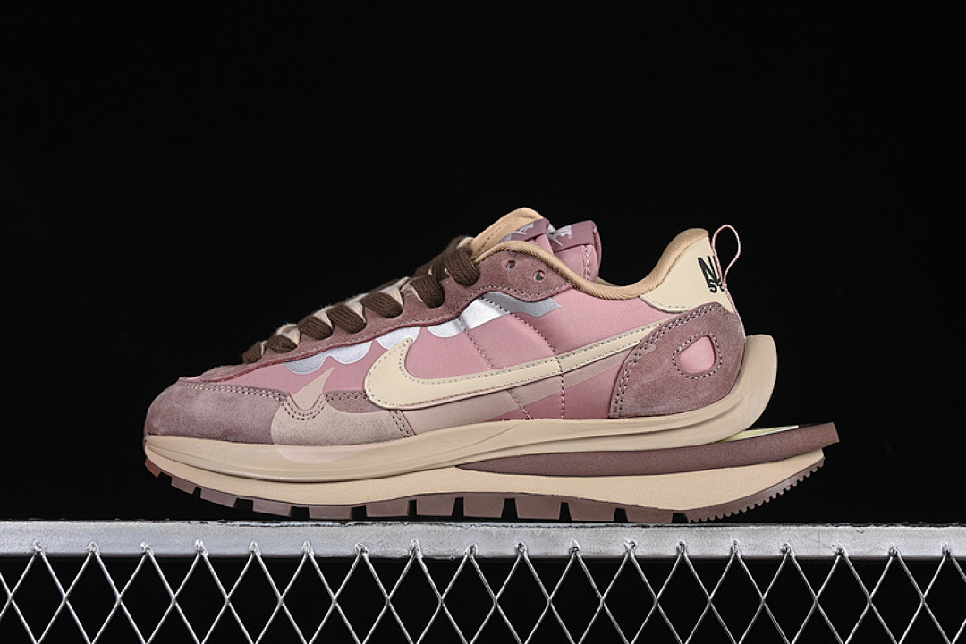 Sacai [DD1875-301]-[SACAI VAPORWAFFLE 3.0 BEIGE/PINK/BROWN]-[WOMAN:36-40], photo 1