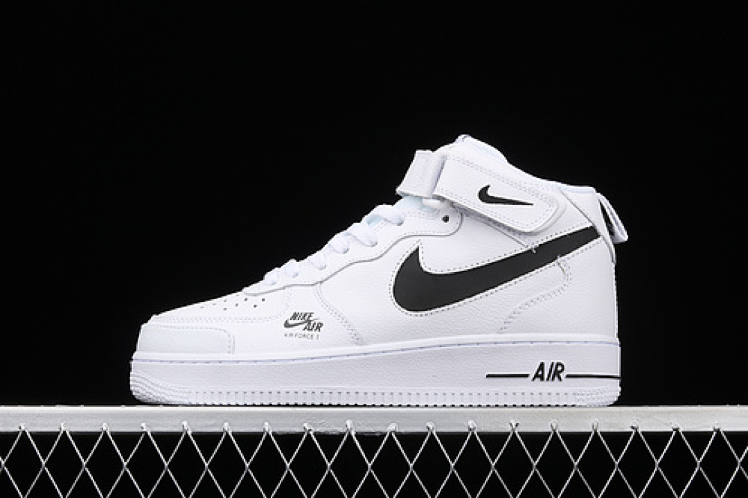 Nike [CV3039-108]-[AIR FORCE 1 07 MID PREMIUM WHITE/BLACK]-[WOMAN:36-39]-[MAN:40-45], photo 1