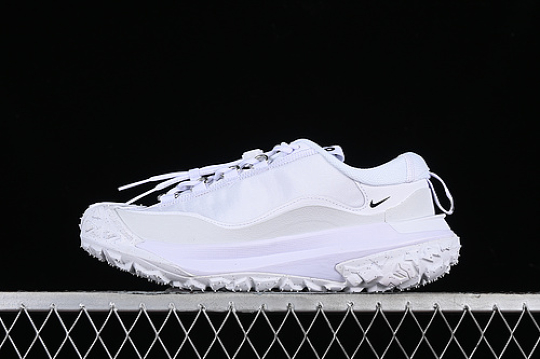 Comme des Garcons [FZ3311-100]-[COMME DES GARÇONS HOMME PLUS X ACG MOUNTAIN FLY 2 LOW WHITE/BLACK/WHITE]-[36-46], photo 1