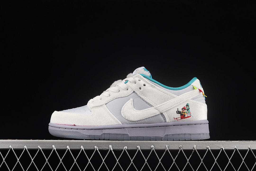 Unbranded [DO2326-001]-[SB DUNK LOW ICE SILVER/NEUTRAL GREY-WHITE]-[WOMAN:36-39]-[MAN:40-47.5], photo 1