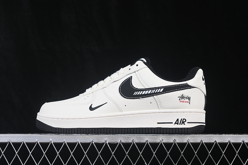 Nike Nike AIR FORCE 1 07 LOW CASUAL SNEAKERS WHITE/OFF WHITE · HO7788-104, photo 1