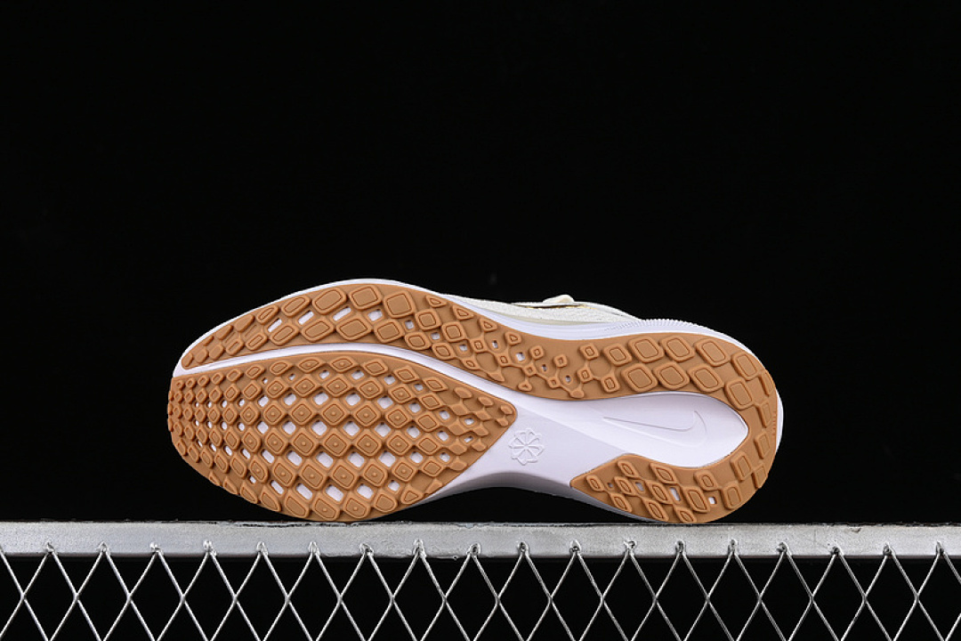 Nike [FD2723-005]-[AIR ZOOM PEGASUS 41 PHANTOM/LIGHT PUMICE/SAIL/METALLIC GOLD]-[WOMAN:36-40] - Image 15