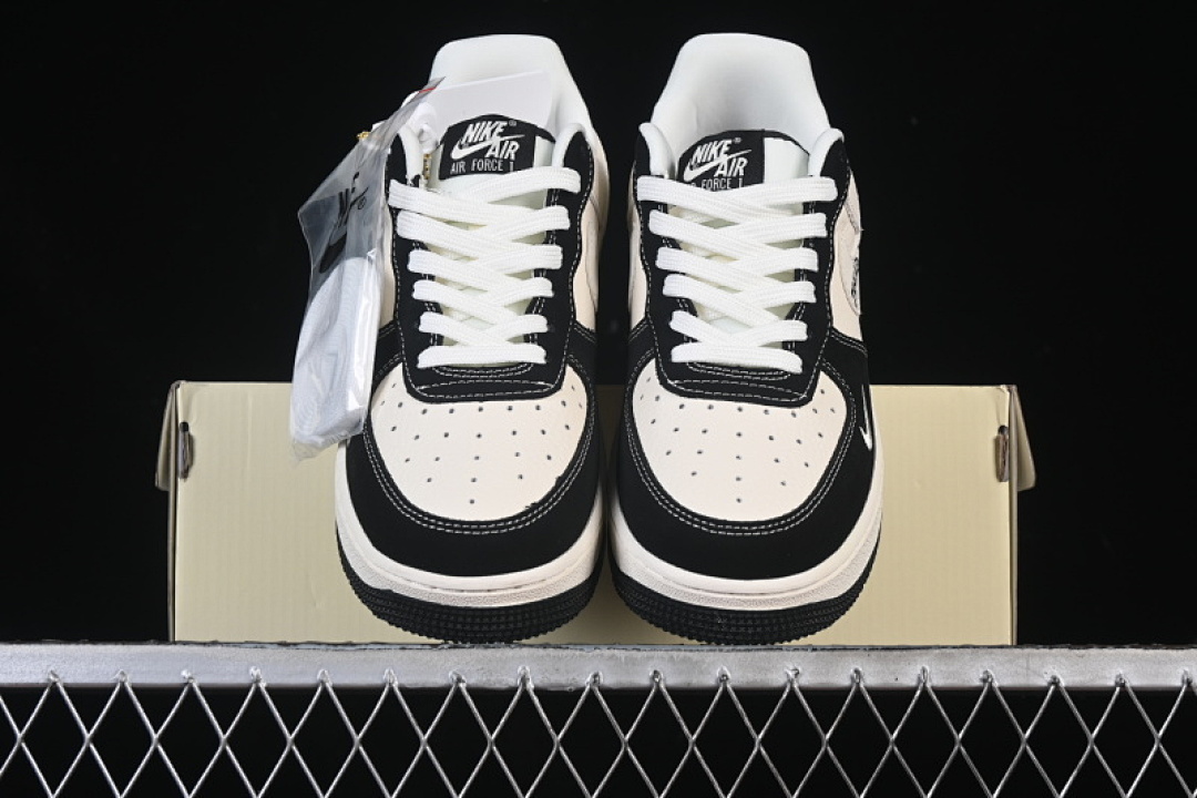 Nike [DD1982-316]-[AIR FORCE 1 07 LOW LV BLACK/WHITE/BLUE]-[WOMAN:36-39]-[MAN:40-45] - Image 13