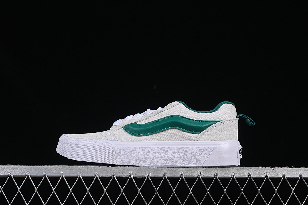 Unbranded [VN000D6CJBG]-[LOW-TOP RETRO CASUAL SHOES WHITE/GREEN]-[WOMAN:35-39]-[MAN:40-44], photo 1