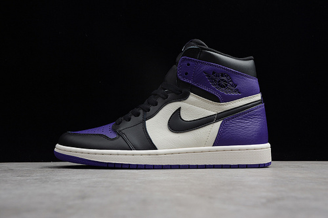 Jordan [555088-501]-[ST AIR JORDAN 1 RETRO HIGH OG COURT PURPLE/BLACK-SAIL]-[MAN:40-46], photo 1