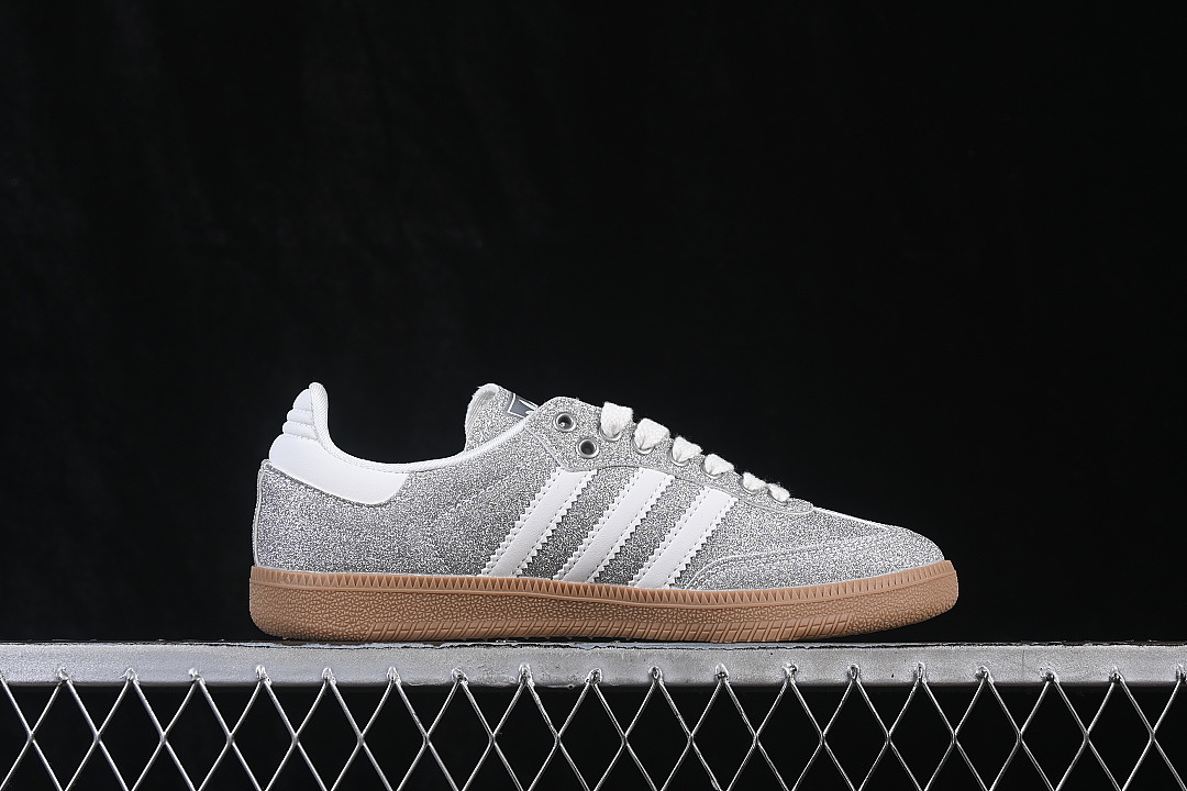Unbranded [KI6264]-[SAMBA OG CLOVER CASUAL BOARD SHOES SILVER/ARGENTOUS]-[WOMAN:35-39]-[MAN:40-45] - Image 2