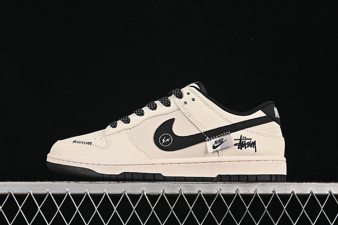 Nike SB DUNK LOW WHITE/BLACK · QW5836-018, photo 1