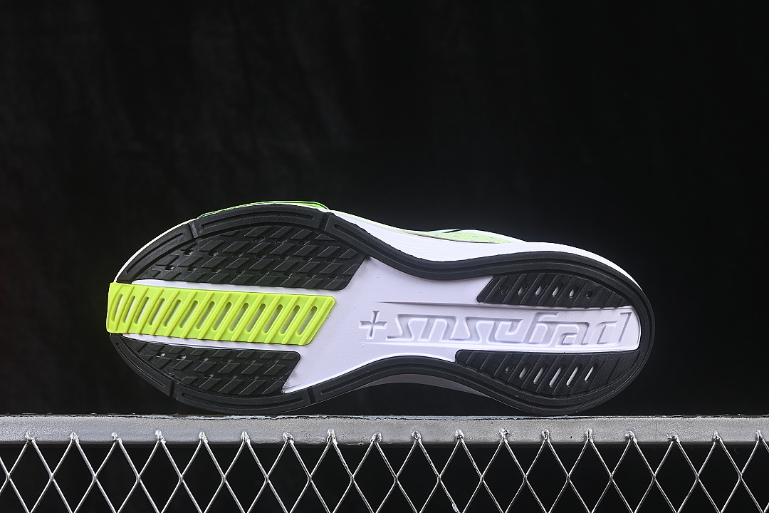 Nike [IM2541-101]-[AIR ZOOM PEGASUS PLUS LIGHTWEIGHT SHOES GREEN/WHITE]-[WOMAN:36-39]-[MAN:40-45] - Image 14