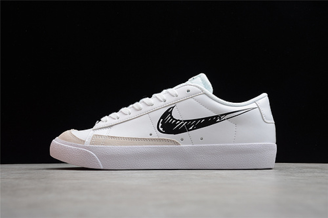 Nike Nike [DM7819-100]-[BLAZER LOW 77 GS SKETCH WHITE/BLACK/PURE PLATINUM]-[WOMAN:36-39]-[MAN:40-44], photo 1