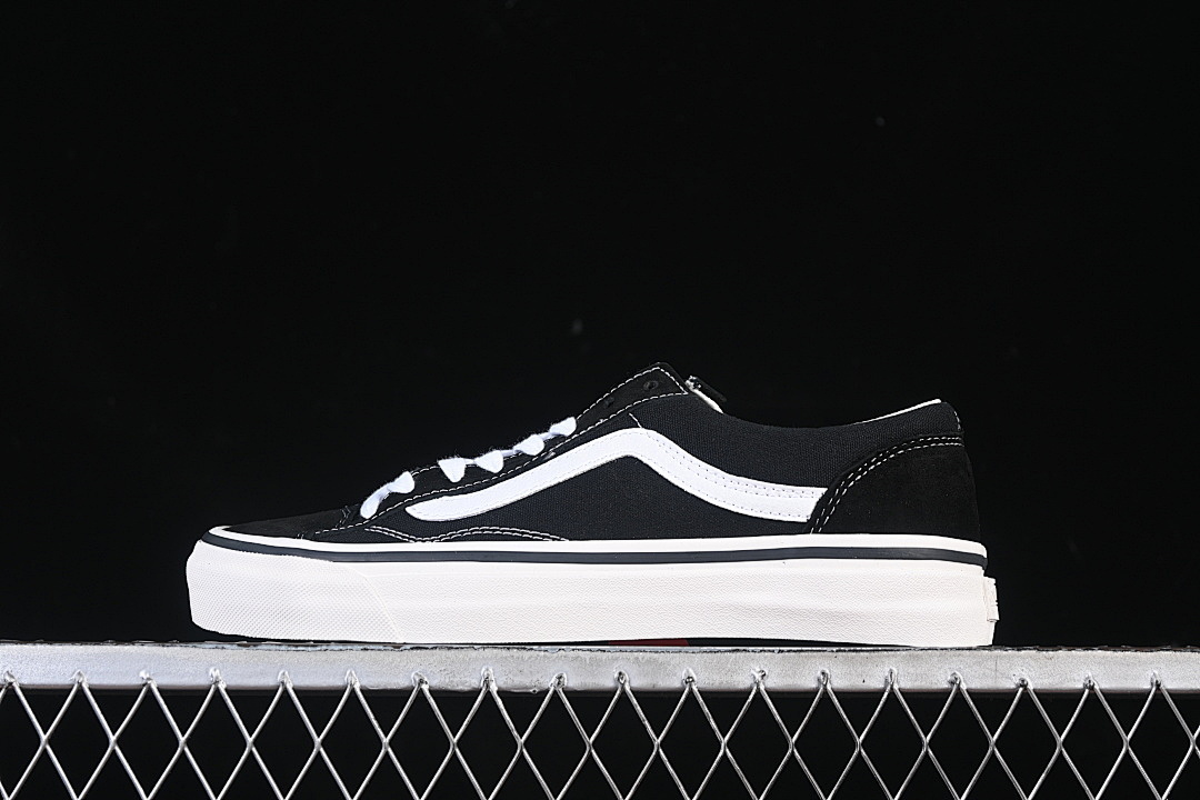 Unbranded [VN000D2GBA2]-[LOW TOP RETRO CASUAL SNEAKERS BLACK/WHITE]-[WOMAN:35-39]-[MAN:40-44], photo 1