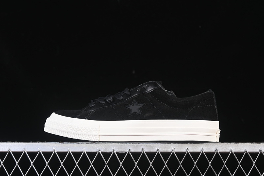 Converse [149908C]-[CONVERSE ONE STAR BLACK/WHITE]-[WOMAN:35-39]-[MAN:40-44], photo 1
