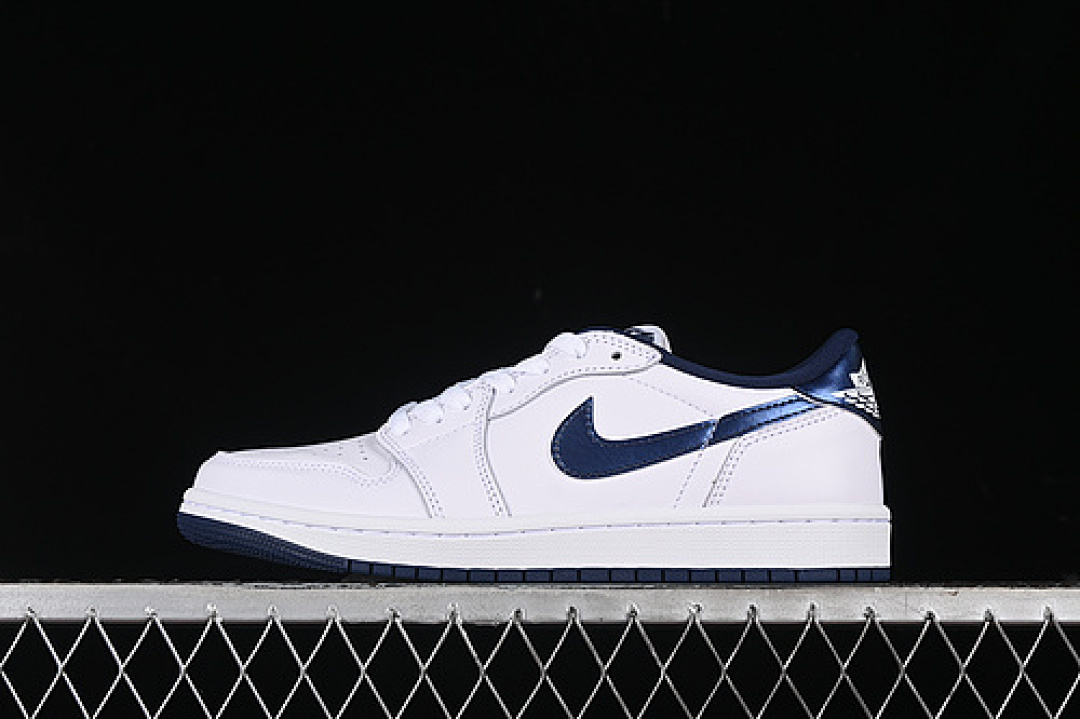 Jordan [FB9933-141]-[AIR JORDAN 1 LOW 85 METALLIC BLUE SUMMIT WHITE/NAVY/WHITE]-[MAN:40-47.5], photo 1
