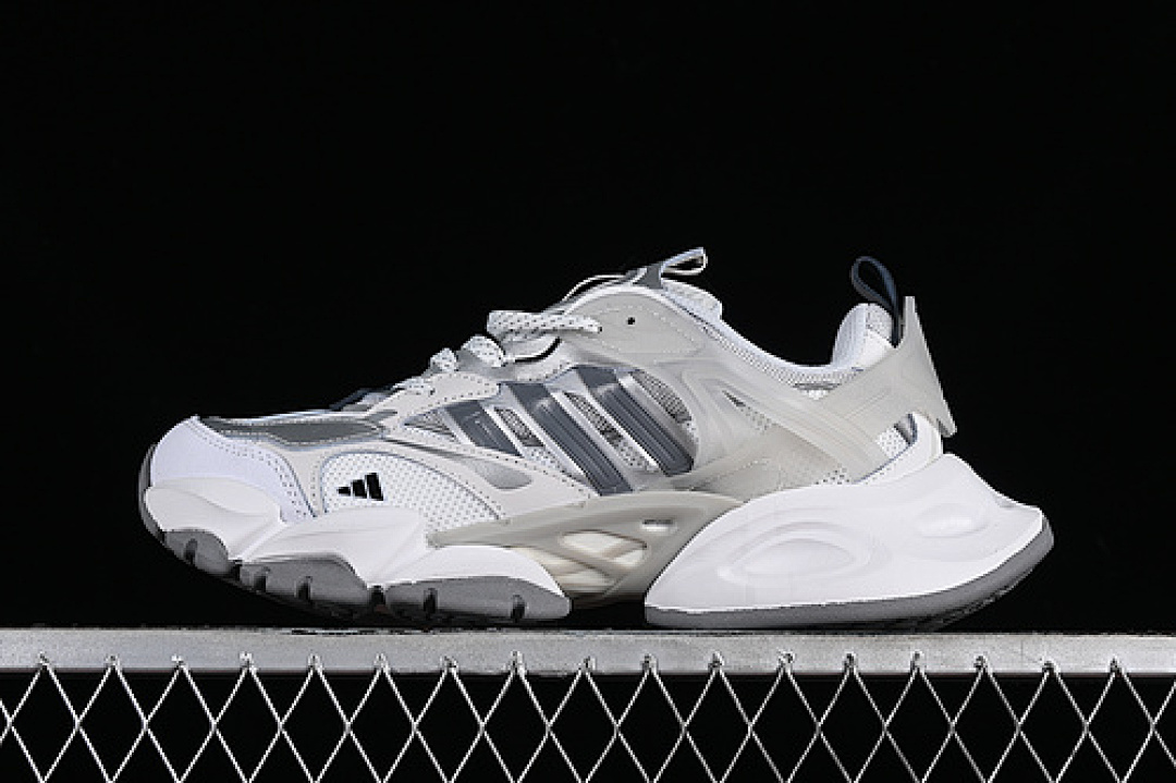 Unbranded [JP5761]-[VENTO XLG DELUXE WHITE/GREY/SILVER]-[WOMAN:36-39]-[MAN:40-45], photo 1