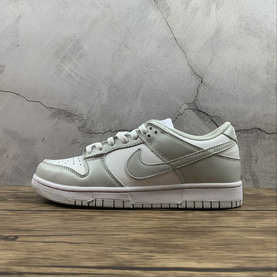 Unbranded [CU1726-201]-[SB DUNK LOW WHITE/LIGHT GRAY/SILVER]-[WOMAN:35-39]-[MAN:40-47], photo 1