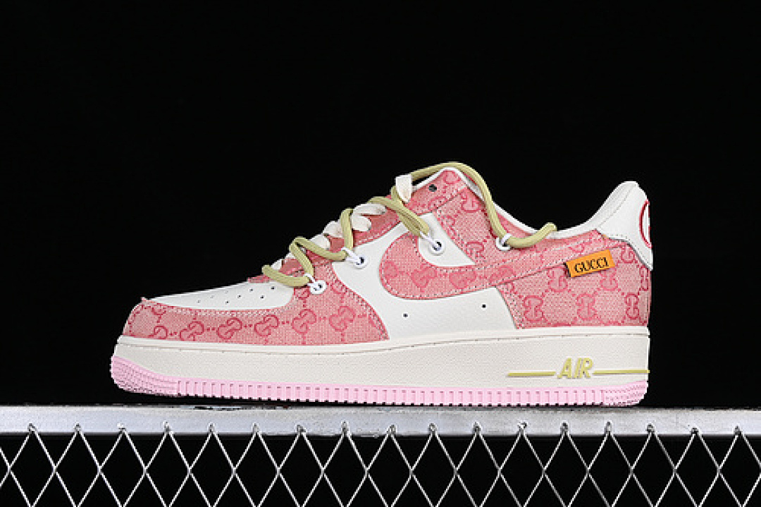 Nike [BD7700-666]-[GU*CCI AIR FORCE 1 07 LOW WHITE/PINK]-[WOMAN:36-42], photo 1