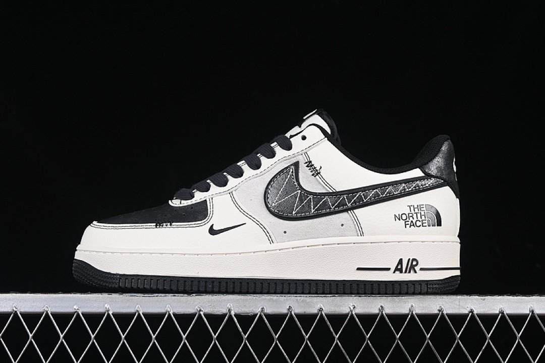 Nike [DM6688-005]-[AIR FORCE 1 07 LOW WHITE/GREY/BLACK]-[WOMAN:36-39]-[MAN:40-45], photo 1