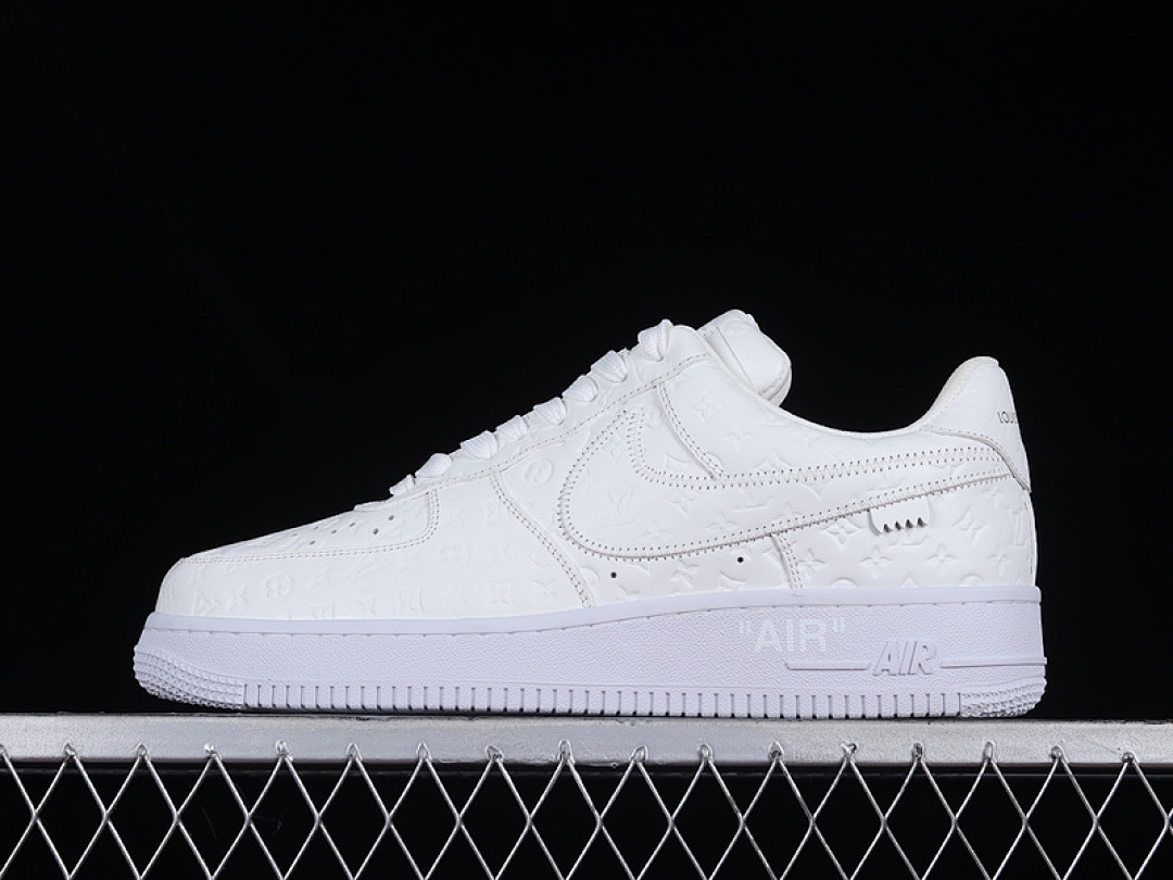 Nike Nike [AIR FORCE 1 LOW 07 X L*V WHITE/WHITE/WHITE]-[MAN:38-46], photo 1