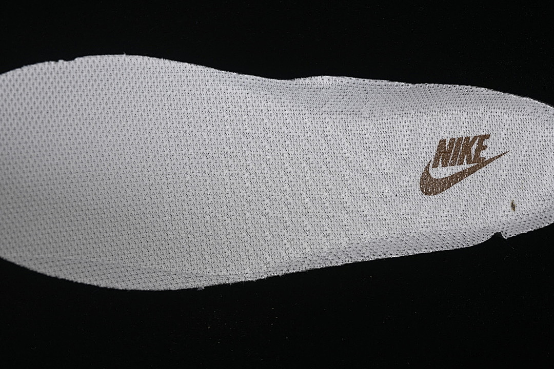 Nike [DF0188-122]-[AIR FORCE 1 07 LOW CASUAL SNEAKERS BEIGE/GREEN]-[WOMAN:36-39]-[MAN:40-45] - Image 4