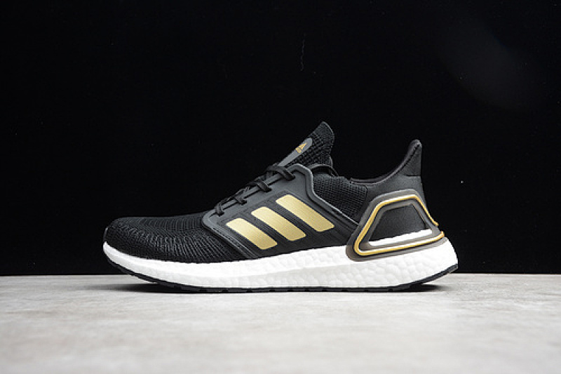 On Running On Running ULTRABOOST 20 CONSORTIUM BLACK/WHITE/GOLD · EE4393, photo 1
