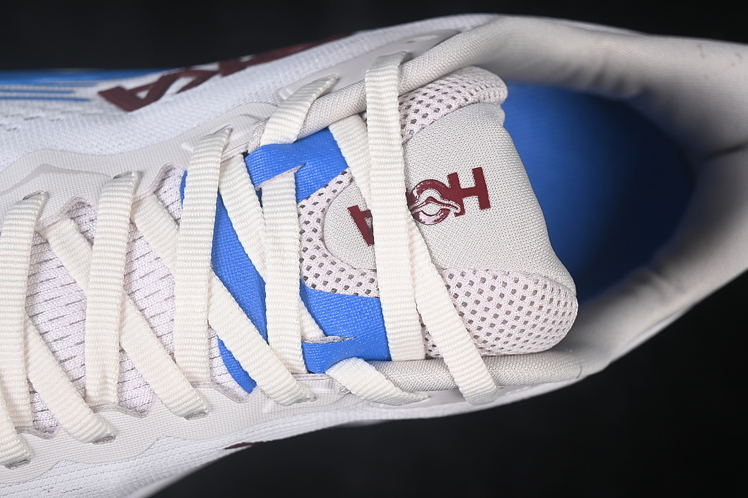 On Running [1176572-SCCG]-[ONE ONE CLIFTON 11 WHITE/BLUE]-[MAN:40-45] - Image 9