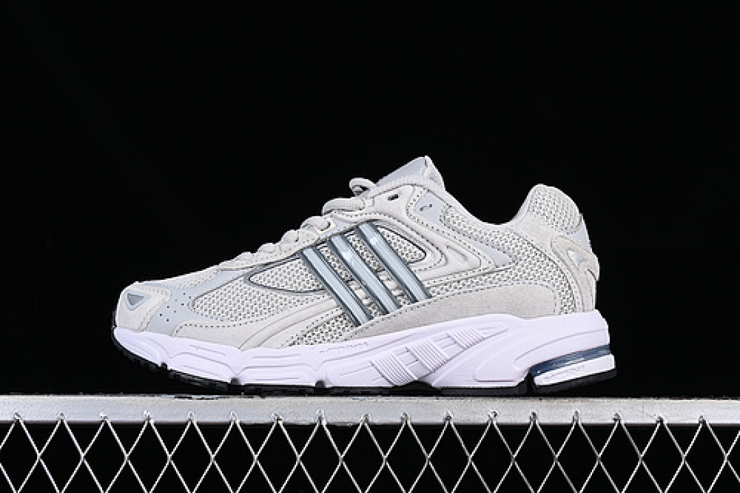 Adidas [ID4290]-[ADIDAS ORIGINALS RESPONSE CL WHITE/GREY/SILVER]-[WOMAN:36-39]-[MAN:40-45], photo 1
