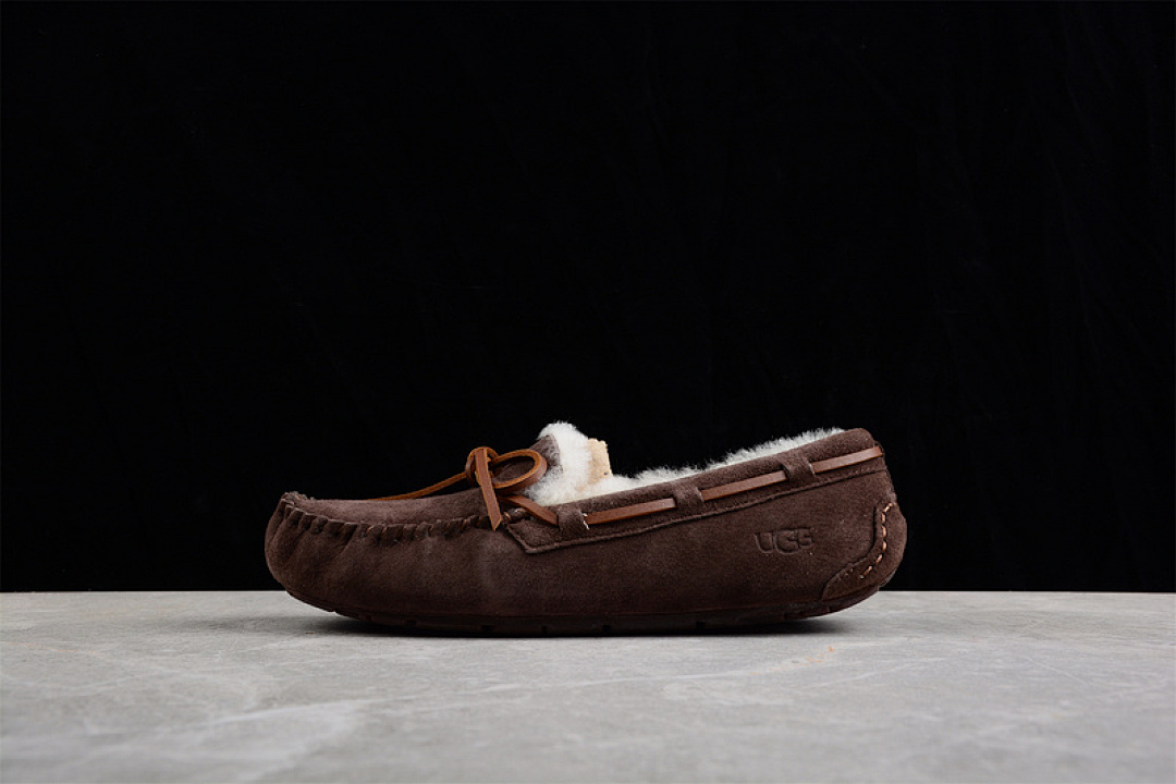 Unbranded [U*G*G DAKOTA SLIP-ON DARK BROWN/DARK BROWN/WHITE]-[WOMAN:35-40], photo 1
