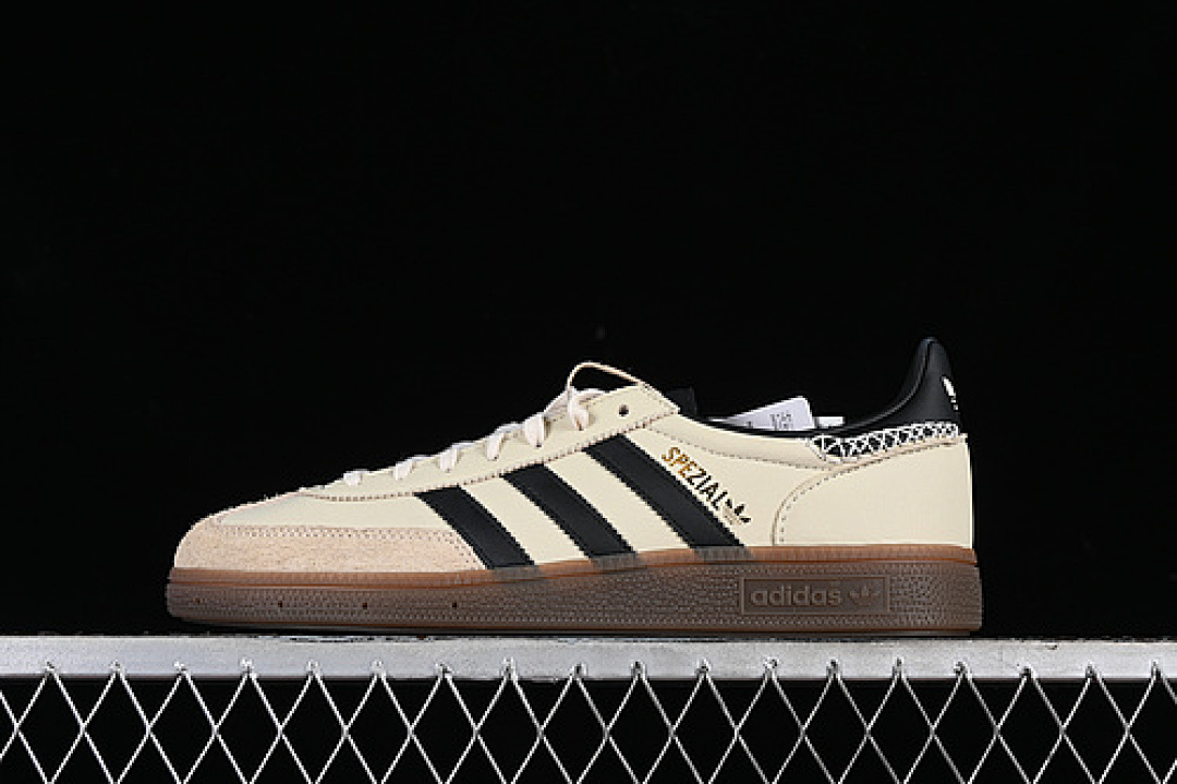 Unbranded [IE3698]-[HANDBALL SPEZIAL WONDER WHITE/CORE BLACK/MAGIC BEIGE]-[WOMAN:35-39]-[MAN:40-45], photo 1