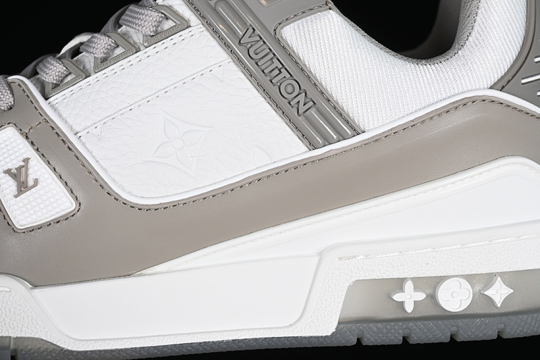 Louis Vuitton [TRAINER WHITE/GREY]-[WOMAN:35-39]-[MAN:40-45] - Image 9