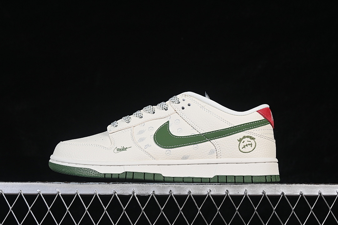 Unbranded [DS6608-018]-[SB DUNK LOW LOW-TOP CASUAL SNEAKERS WHITE/GREEN/RED]-[WOMAN:36-39]-[MAN:40-45], photo 1