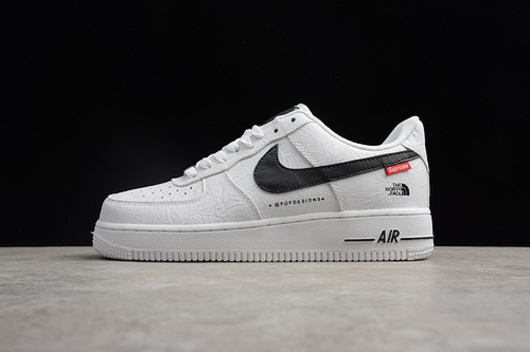 Nike [AR3066-100]-[AIR FORCE 1'07 X SUPREME THE NORTH FACE SUP]-[MAN:40-45]-[OG00164], photo 1