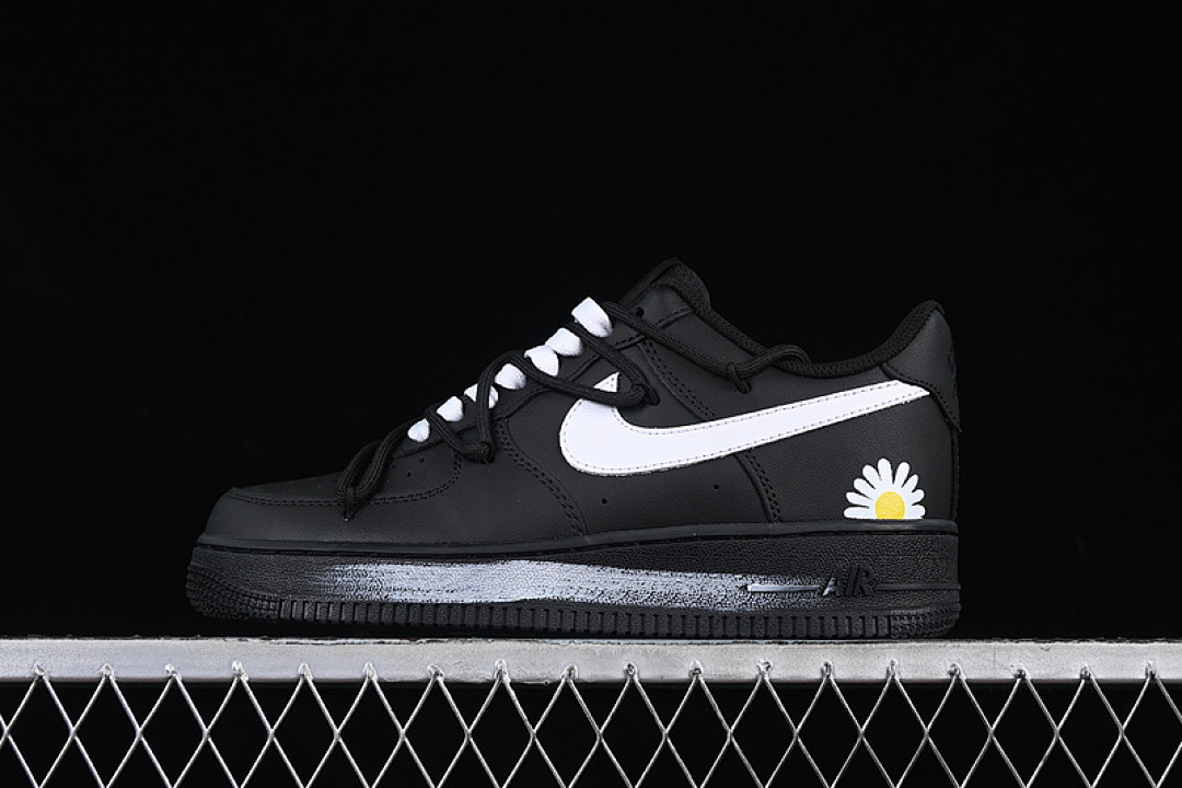 Nike [CK0316-063]-[AIR FORCE 1 07 LOW WHITE/BLACK]-[WOMAN:36-39]-[MAN:40-45] - Image 2