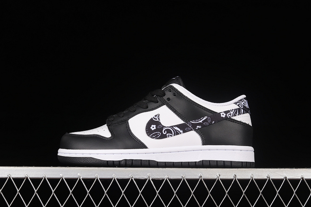 Unbranded [DH4401-100]-[WMNS DUNK LOW 'BLACK PAISLEY'BLACK/WHITE]-[UNISEX:36-46], photo 1