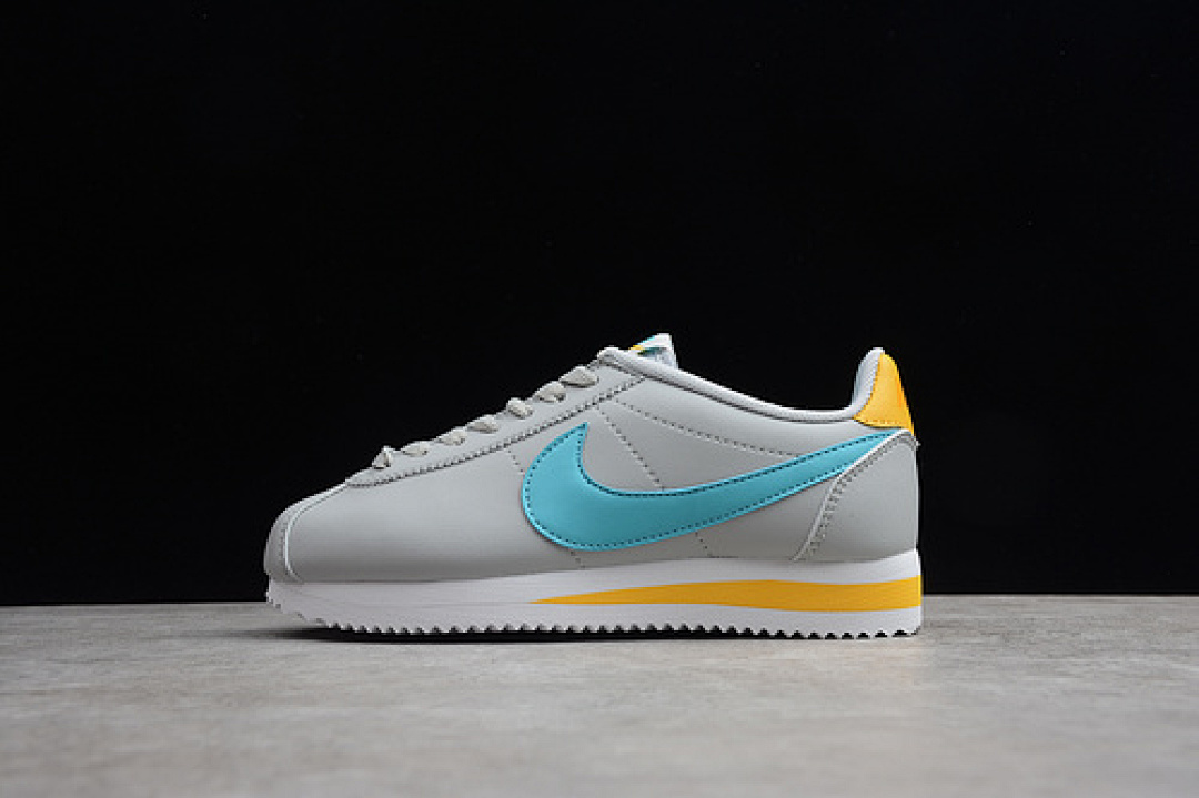 Unbranded [52-50-58]-[807471-019]-[CLASSIC CORTEZ LEATHER PURE PLATINUM/FUEL ORANGE/HYPER JADE]-[WOMAN:36-39], photo 1
