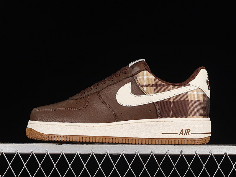 Nike Nike AIR FORCE 1 LOW 07 LX CACAO WOW/PALE IVORY/CACAO WOW · DV0791-200, photo 1