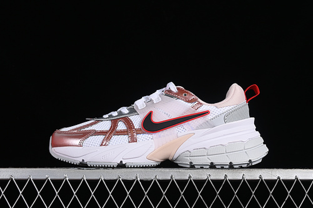 Unbranded [HF9997-100]-[V2K RUNTEKK RUN WHITE/GREY/PINK/BLACK/SILVER/RED]-[WOMAN:36-39]-[MAN:40-45], photo 1