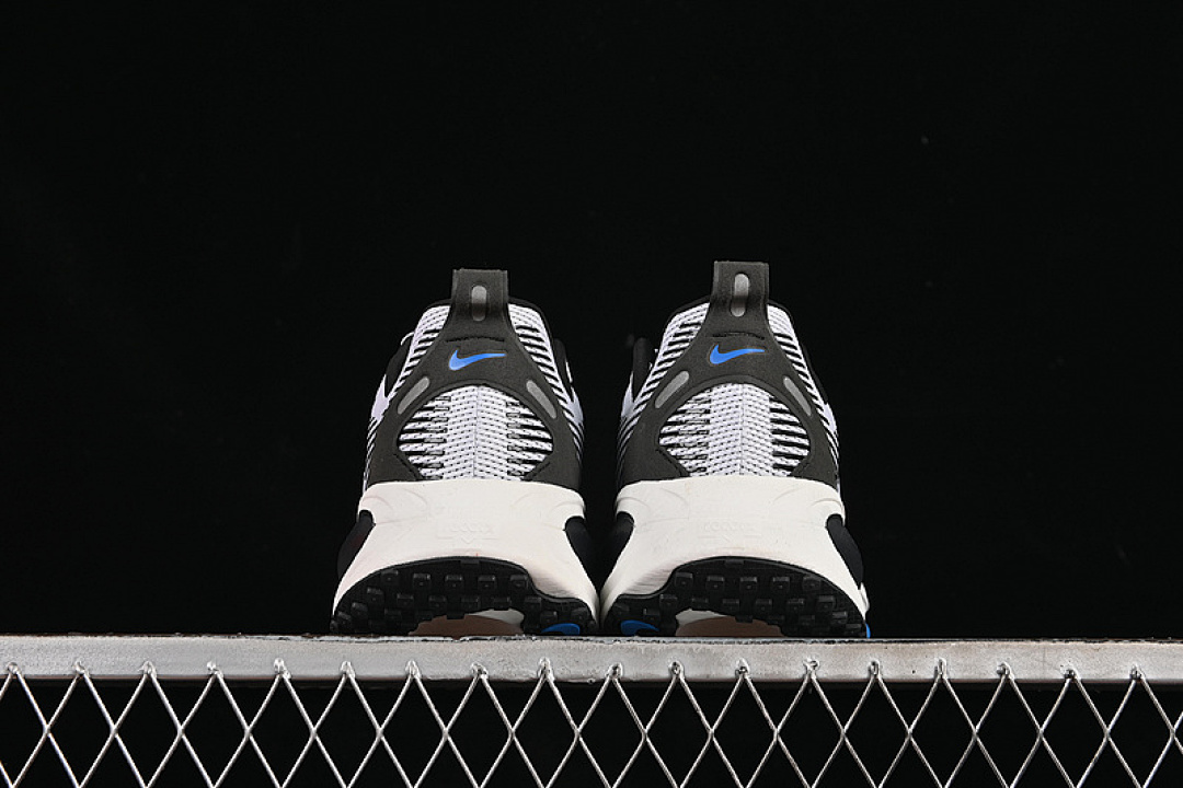 Nike [IB7722-100]-[AIR ZOOM VOMERO 18 GREY/WHITE/BLACK/BLUE]-[WOMAN:36-39]-[MAN:40-46] - Image 14