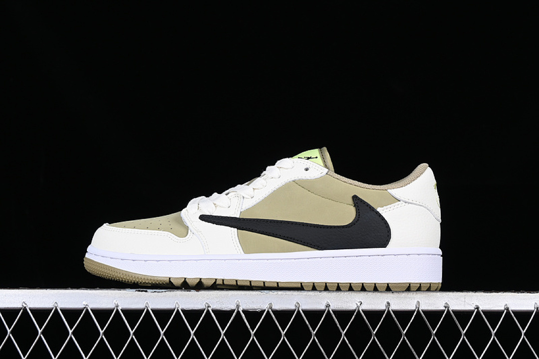 Jordan [FZ3124-200]-[TRAVIS SCOTT AIR JORDAN 1 LOW OG WHITE/GREEN/BLACK]-[UNISEX:36-46], photo 1