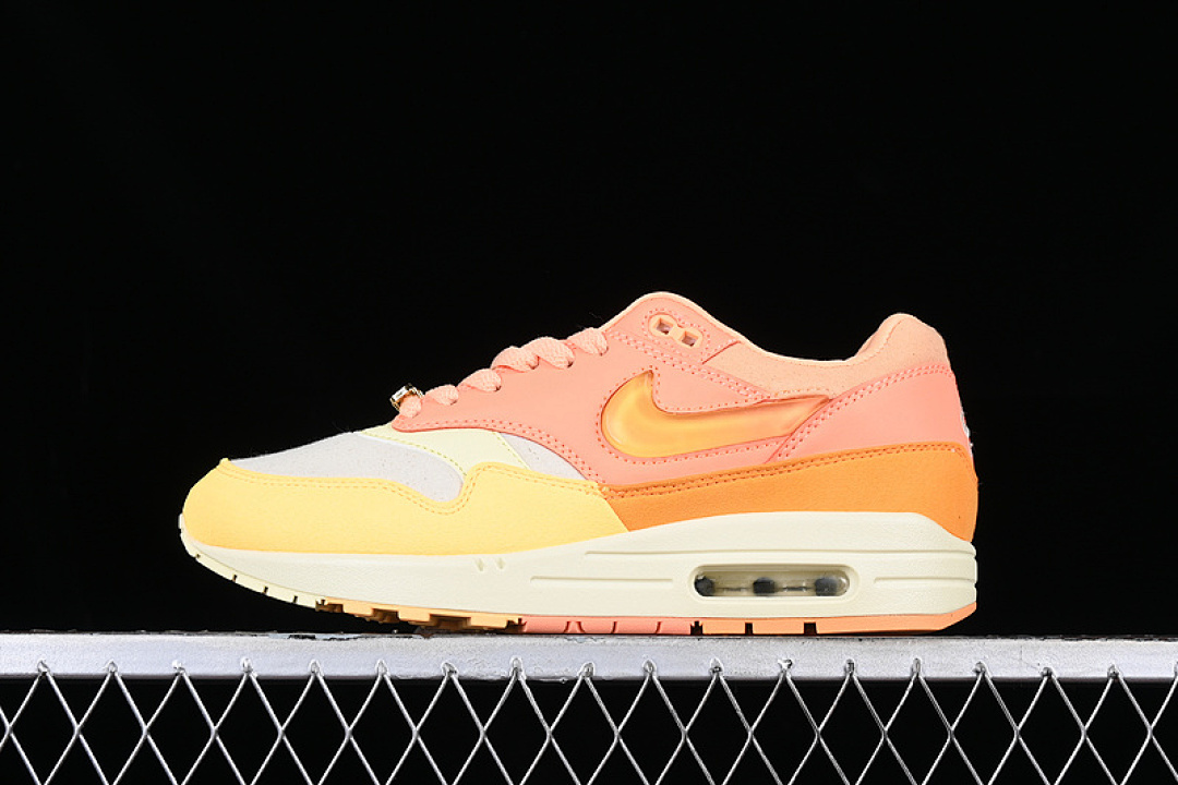 Nike AIR MAX 1 PUERTO RICO DAY ORANGE FROST/CITRON PULSE/COCONUT MILK · FD6955-800, photo 1