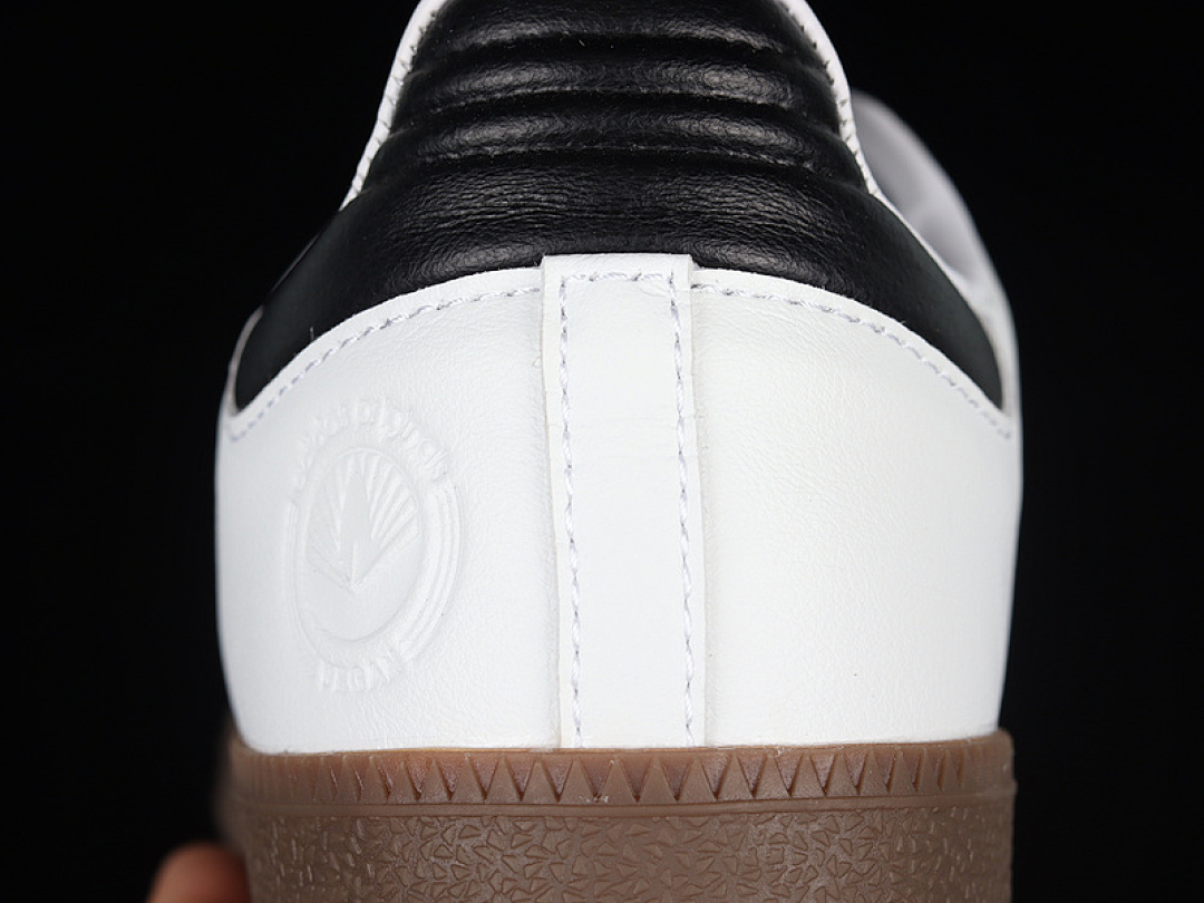 Adidas [FW2427]-[SAMBA VEGAN SHOES CLOUD WHITE/CORE BLACK/GUM]-[WOMAN:36-39]-[MAN:40-45] - Image 6