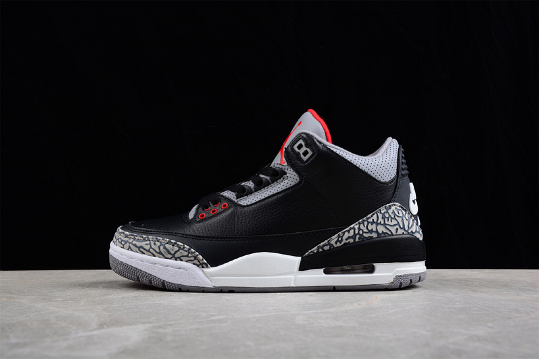 Jordan AIR Jordan 3 RETRO OG 2018 BLACK/CEMENT GREY-WHITE-FIRE RED · 854262-001, photo 1